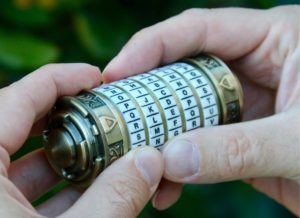 DLL Hijacking no Trend Micro Password Manager (CVE-2020–8469)