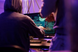 Entendendo a vulnerabilidade Edge Side Include Injection